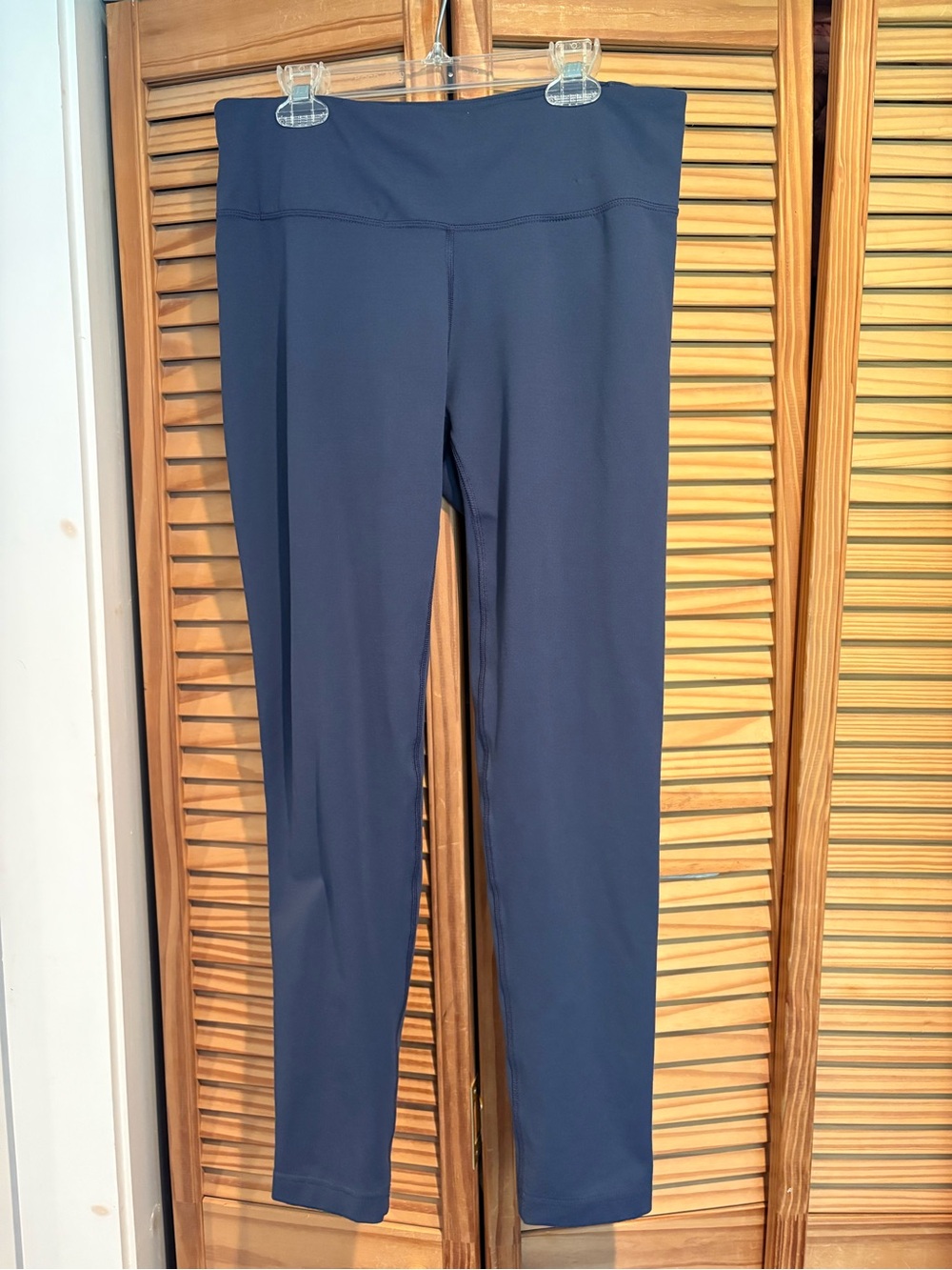 Columbia Womens Norwood Leggings Size Large Navy Blue Omni-Wick Yoga Pants 7/8